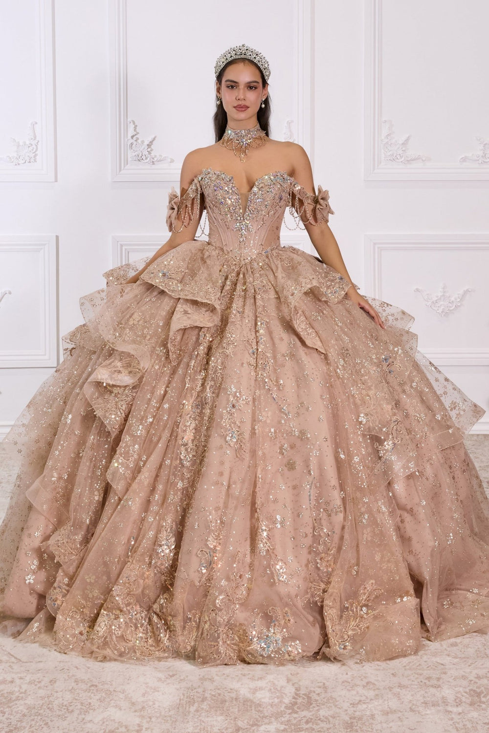 15743 - Ladivine by Cinderella Divine