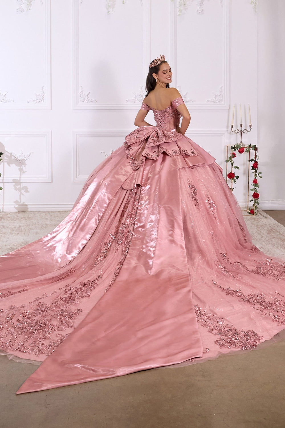 15745 - Ladivine by Cinderella Divine