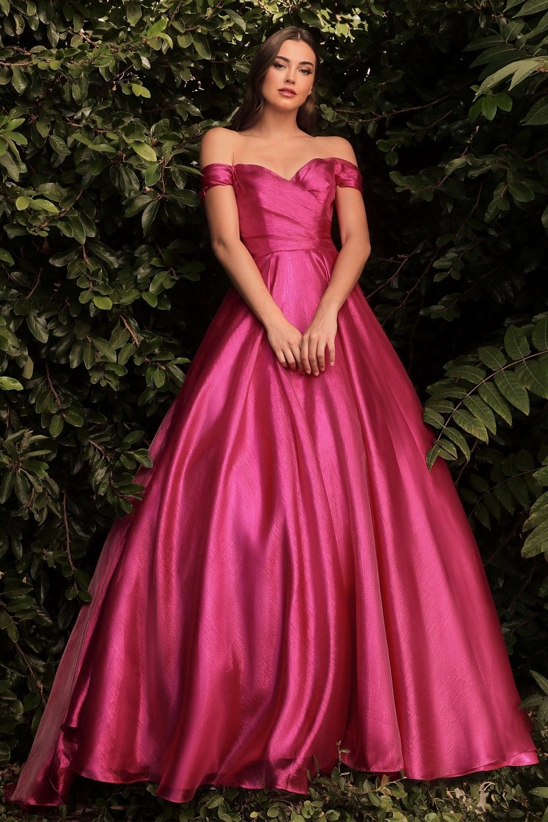 J822 | BALL GOWN Ladivine by Cinderella Divine | Shop Trendy Women's Dress Online J822 | BALL GOWN Ladivine by Cinderella Divine | Shop Trendy Women's Dress Online