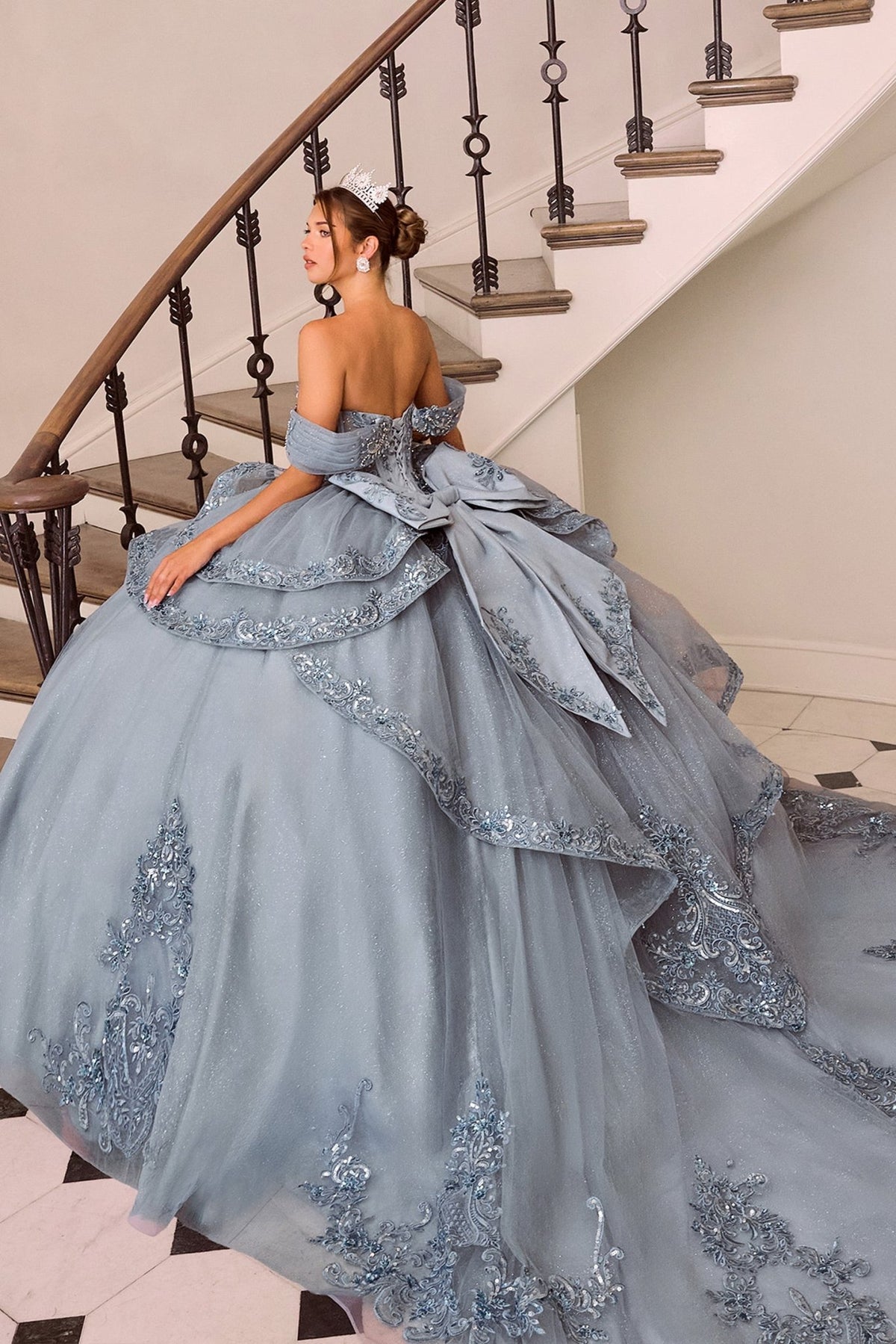 15729 - Ladivine by Cinderella Divine