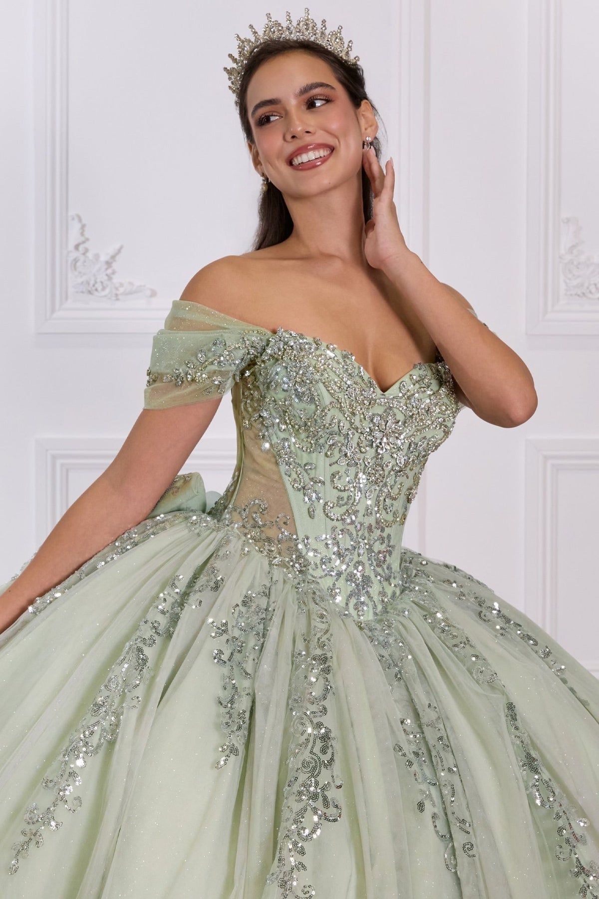 15730 - Ladivine by Cinderella Divine