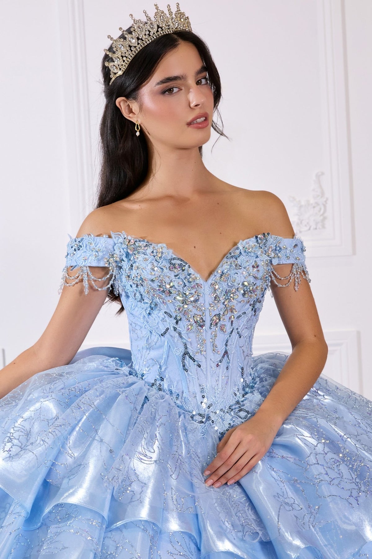 15742 - Ladivine by Cinderella Divine