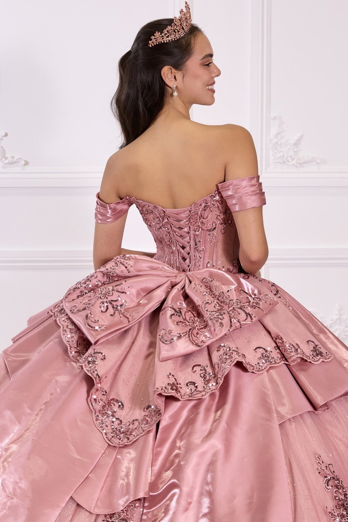 15745 - Ladivine by Cinderella Divine