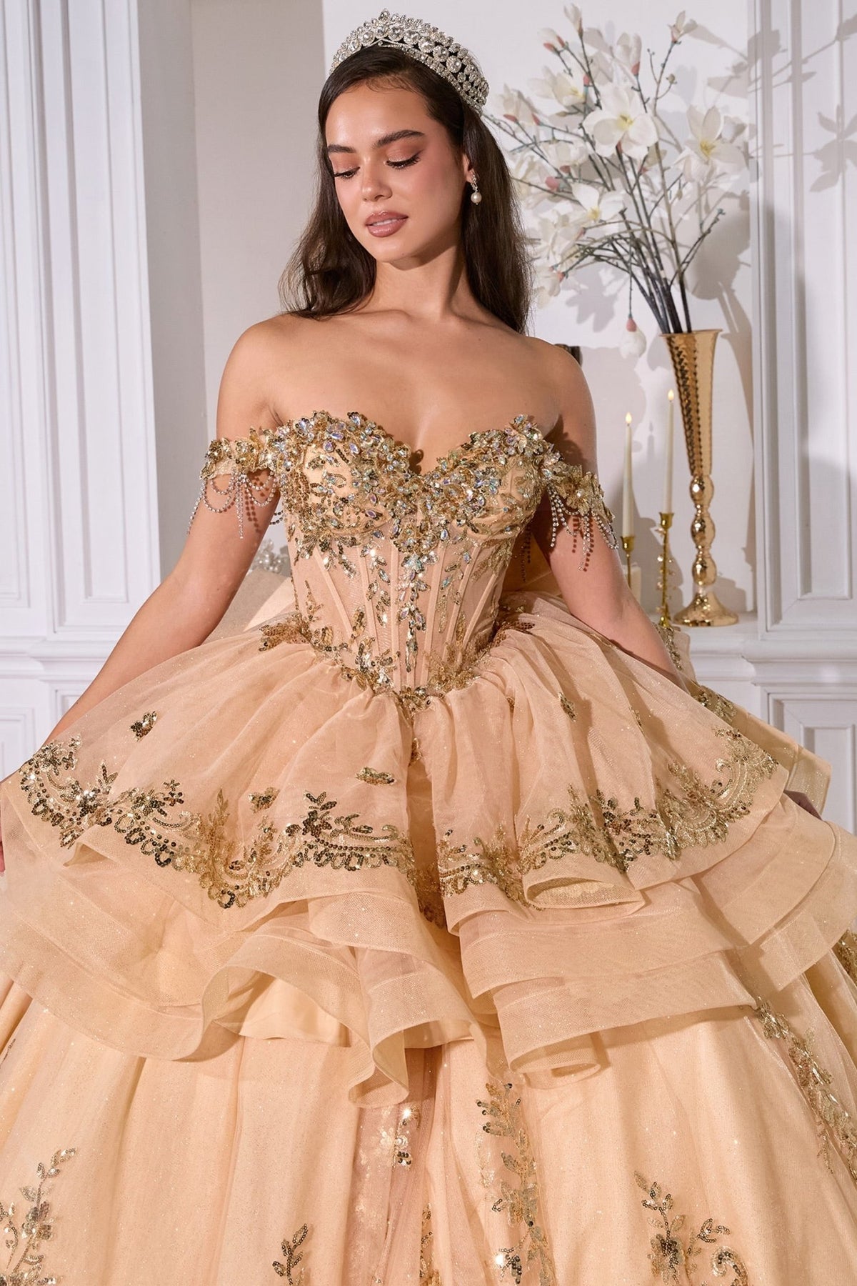 15746 - Ladivine by Cinderella Divine