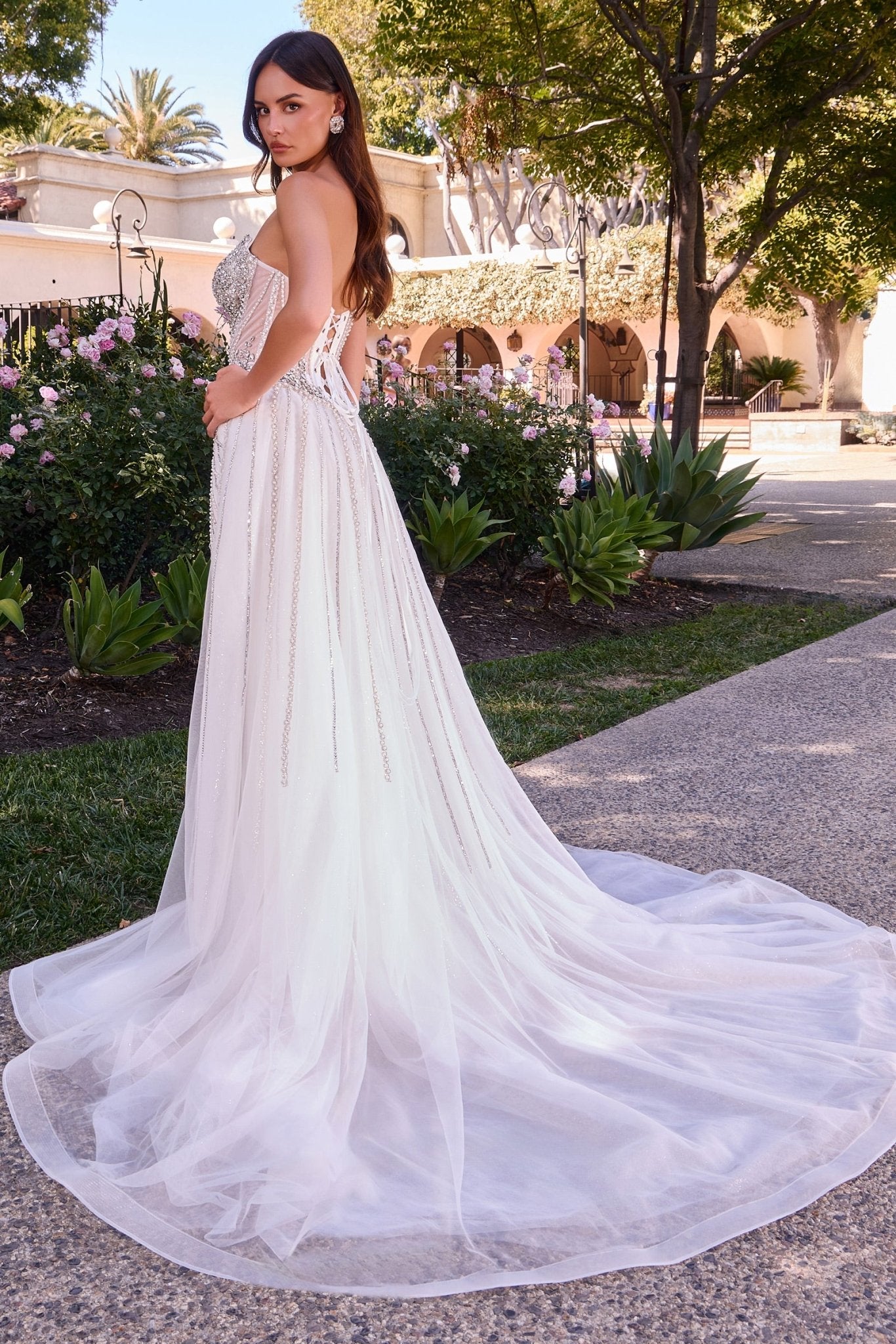 CD643W - Ladivine by Cinderella Divine