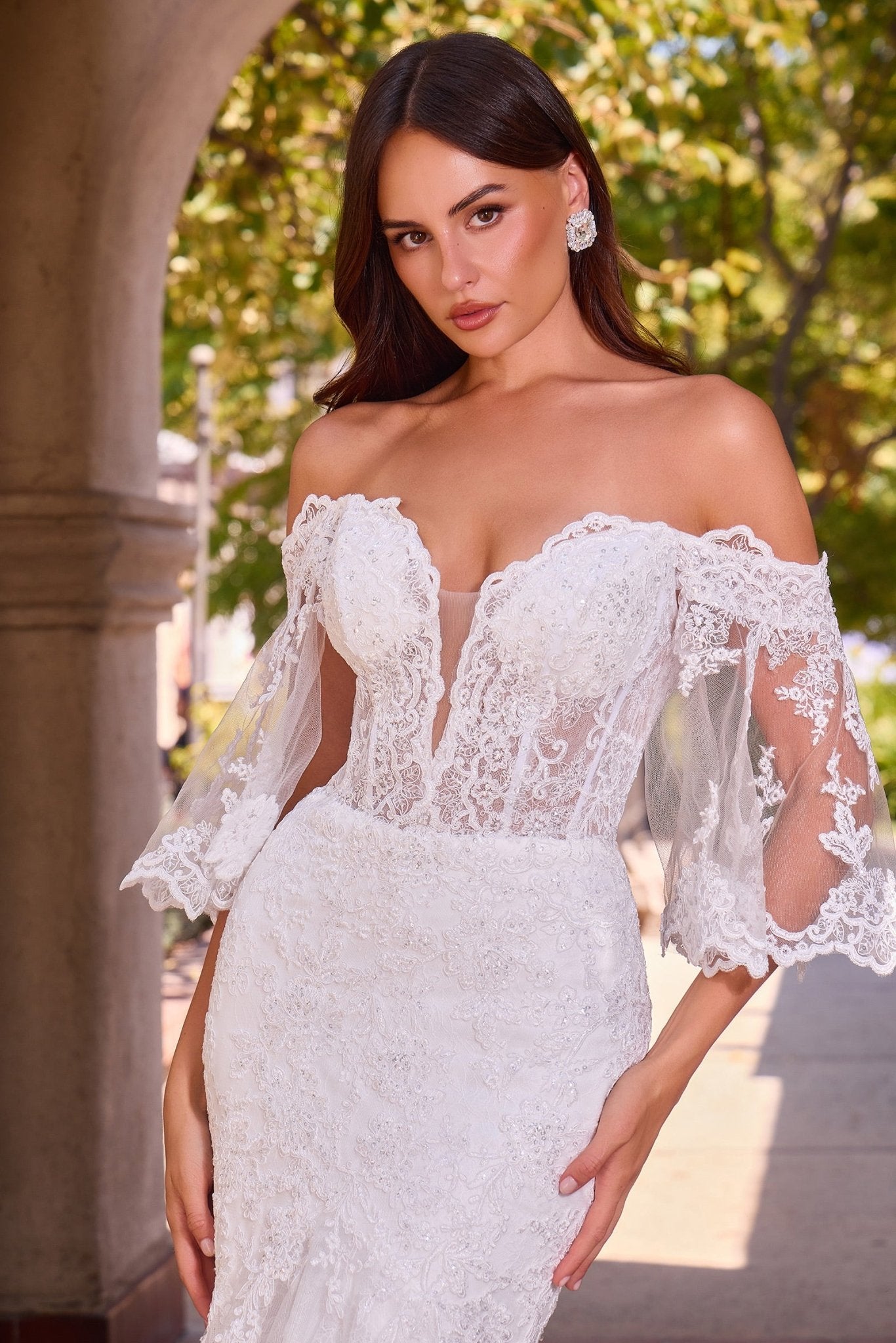CD659W - Ladivine by Cinderella Divine