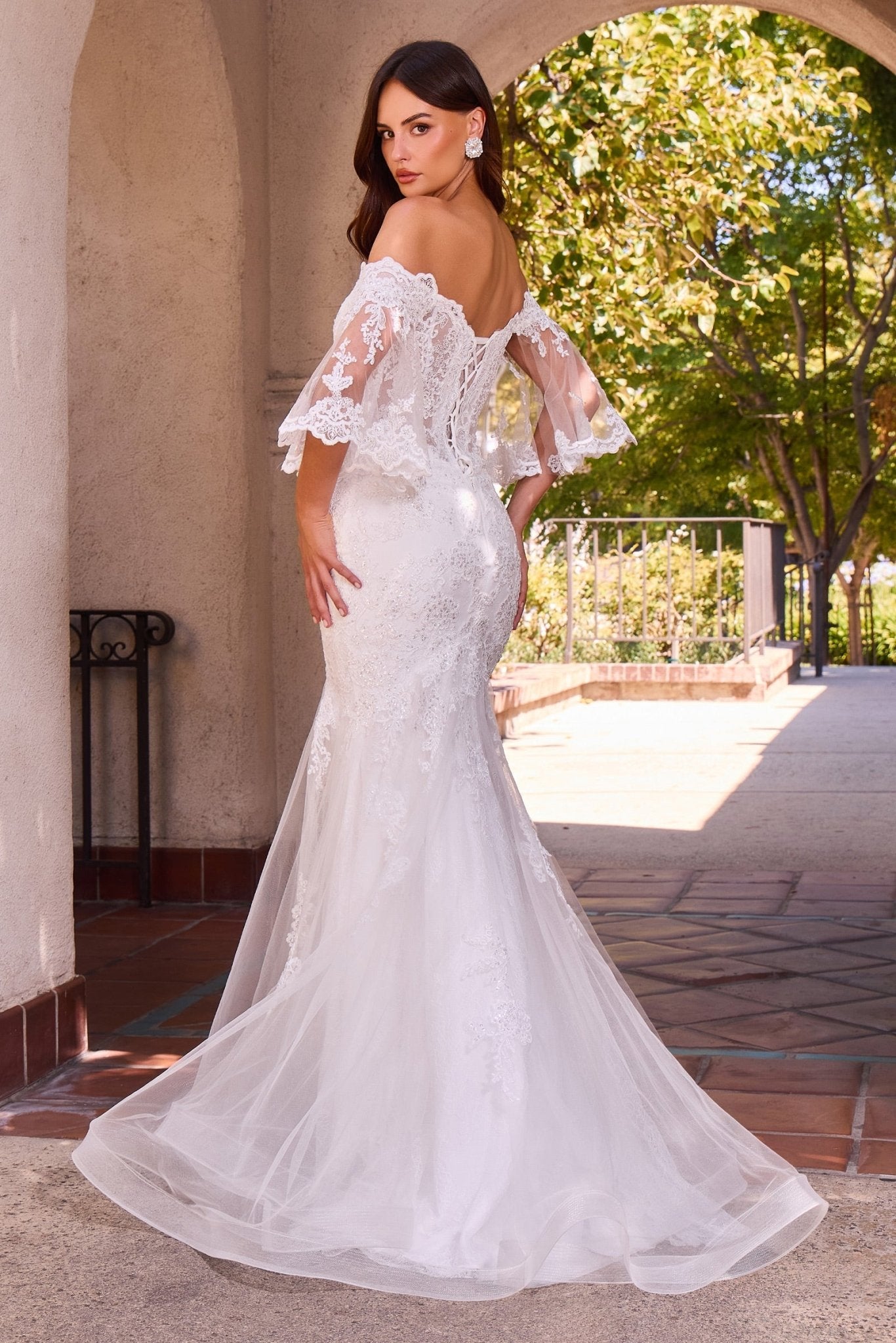 CD659W - Ladivine by Cinderella Divine