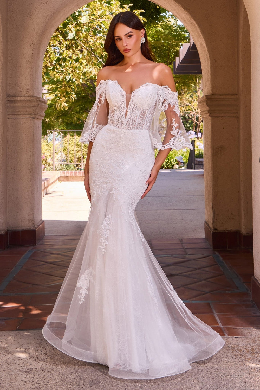 CD659W - Ladivine by Cinderella Divine