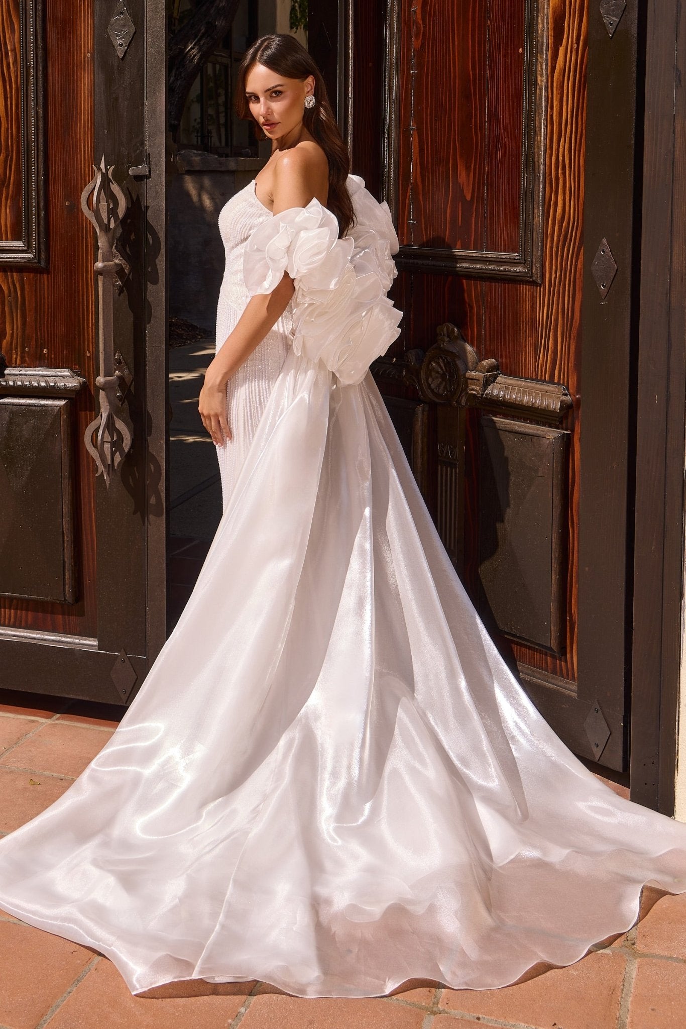 CJ933W - Ladivine by Cinderella Divine