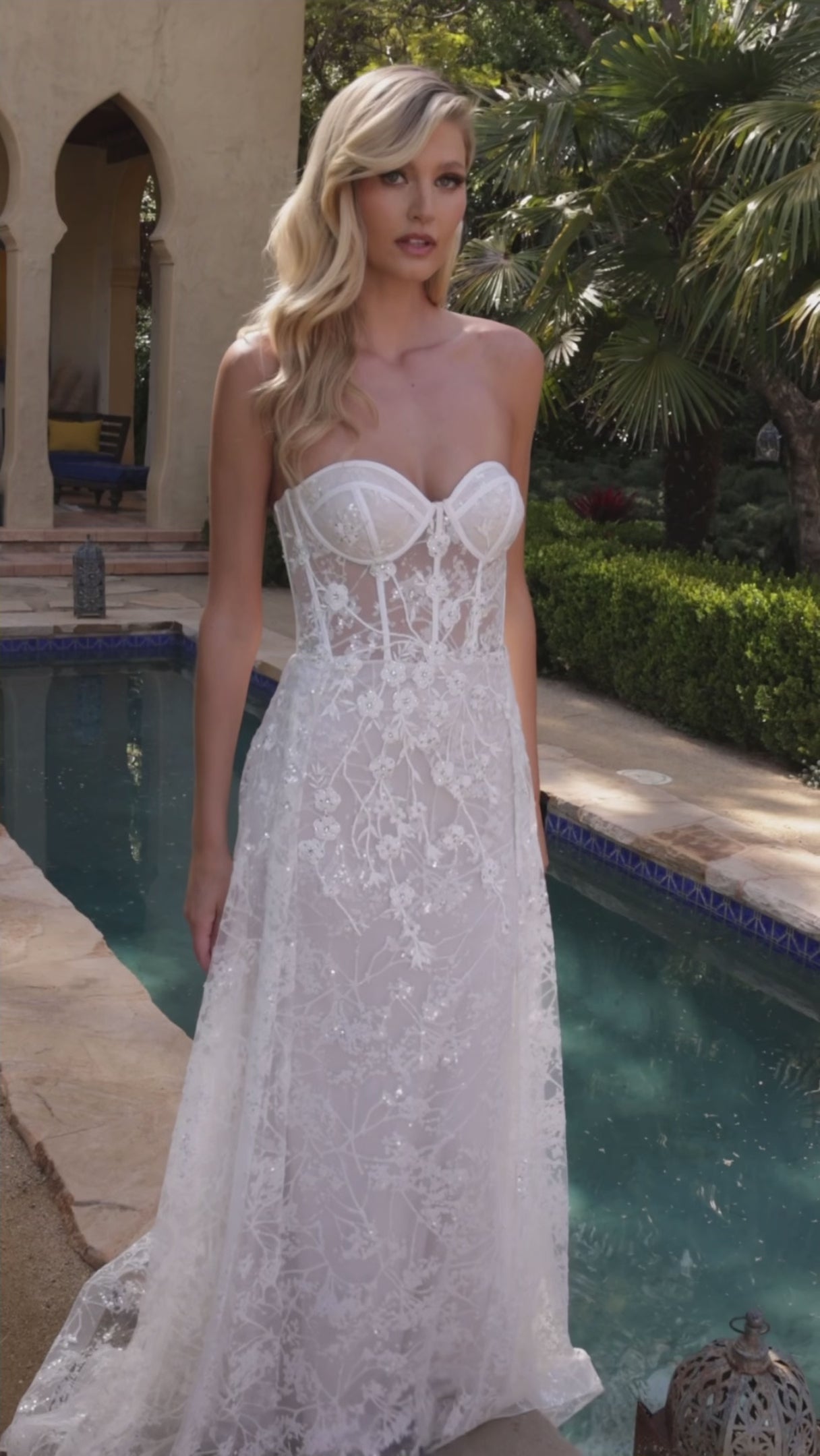 CB046W | FITTED DRESS – Ladivine by Cinderella Divine | Shop